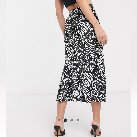 Zebra print satin midi skirt - Picture 5 of 5